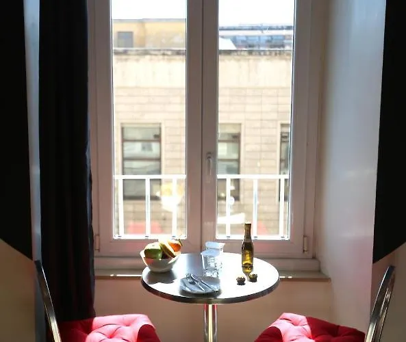 Kiss Me Luxury Couette-café 4*