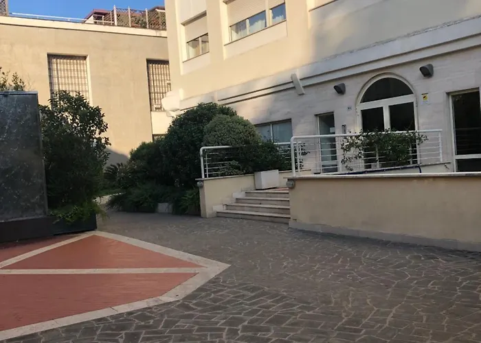 Kiss Me Luxury Nocleg ze śniadaniem 4*