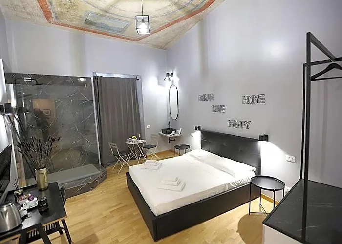 Kiss Me Luxury Bed & Breakfast
