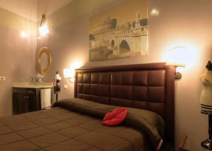 Kiss Me Luxury Couette-café 4*